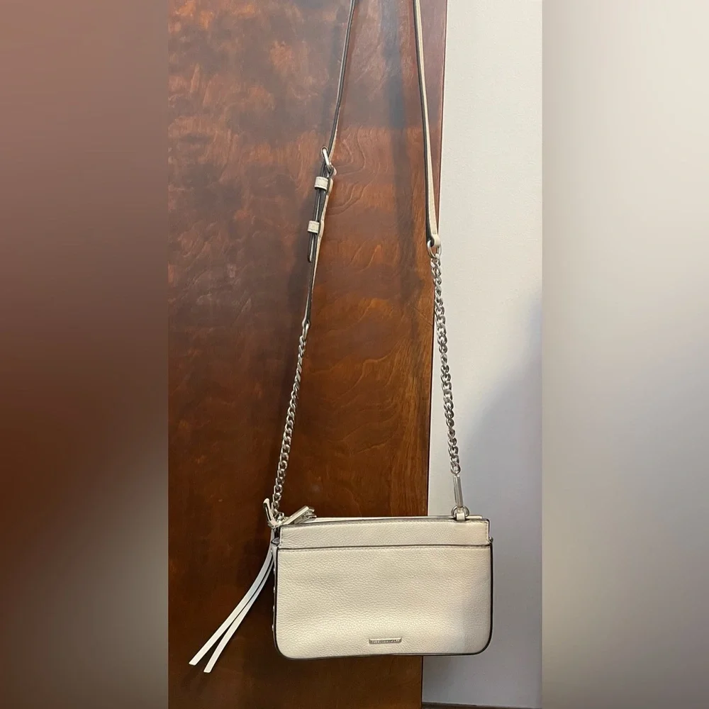 Rebecca Minkoff  Crossbody With Adjustable  Strap EXCELLENT CONDITION - Picture 4 of 13